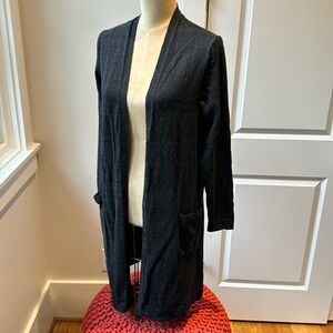 J Jill long black v-neck cardigan. XS. Cotton/linen blend button up w/pockets.